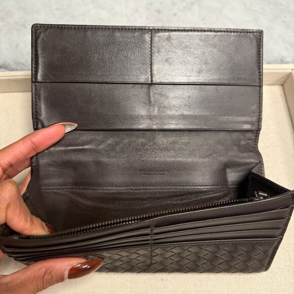 Bottega Veneta Intrecciato Leather Long Wallet with Coin Purse - Picture 4 of 7